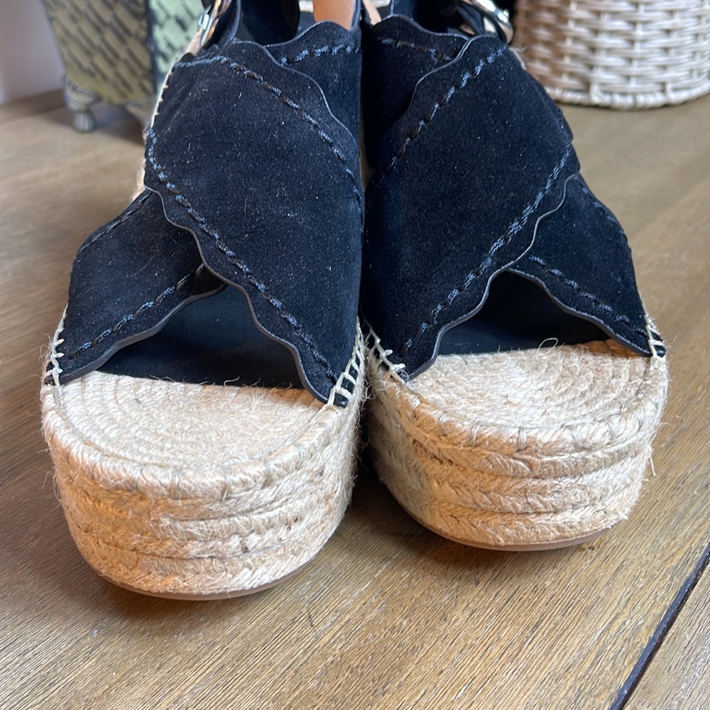 NEW MARC FISHER LETHER WEDGES - Picture 4 of 9